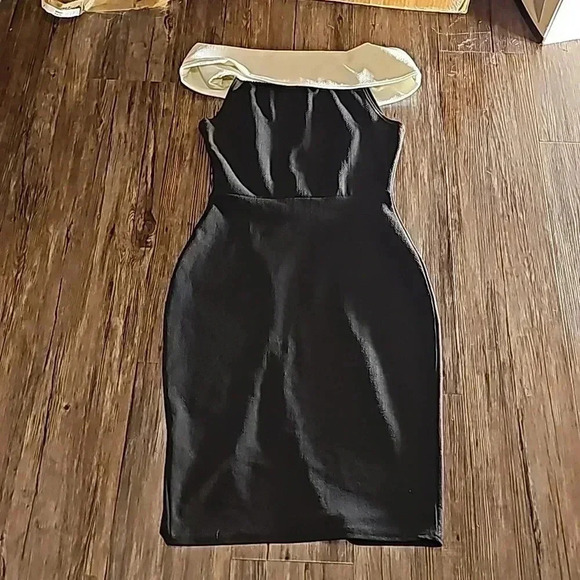 NWT Womens Boohoo Night Elin Contrast Off The Shoulder Bodycon Dress Sz 10 - Picture 5 of 9